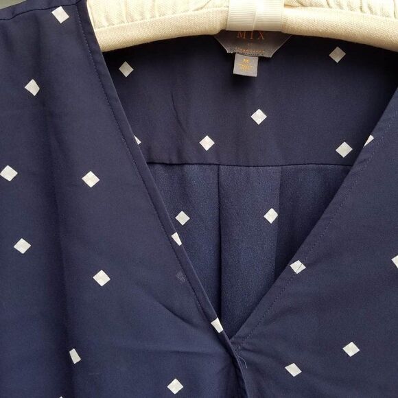 MIX by 41 Hawthorne Navy White Faux Wrap High Low Blouse Size Medium - Picture 4 of 12